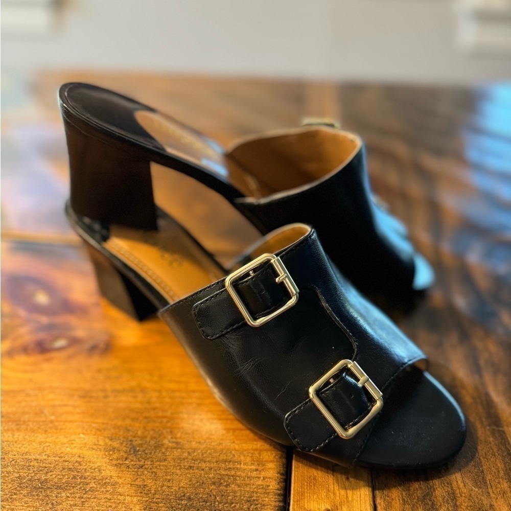 J. Renee Black Leather Upper Slides | Sz 9 M | 2 1/2” Heel | Memory Foam Insole